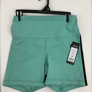 2 Pair Women’s Yogalicious Lux high-waisted shorts size Medium NWT